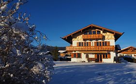 Ferienwohnungen Alpinum
